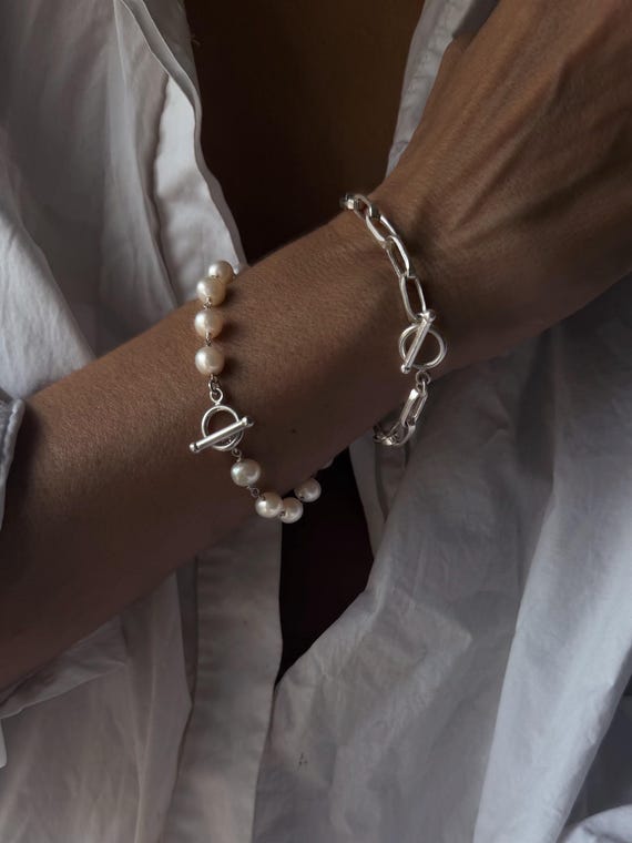 Silver bracelets and necklace with pearls : solid paperclip link chain and rosary