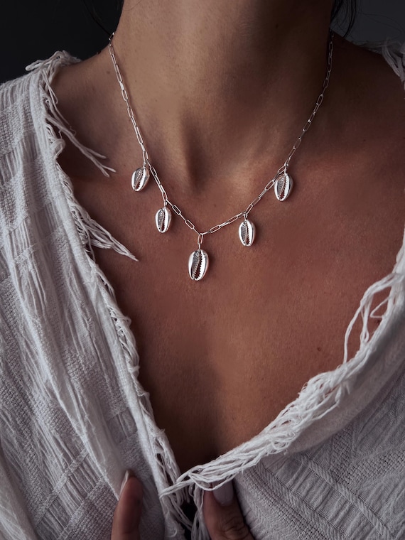 Shell necklace,silver shell necklace,mermaid necklace,gold shell necklace,cowry shell necklace,silver 925, puka shell necklace