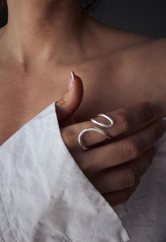 Curvy statement silver ring