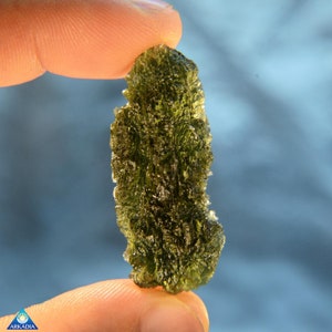 Large Aerodynamic shaped Moldavite 12.8g
