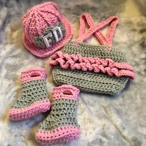 Crochet fireman outfit, crochet firefighter outfit, crochet photo prop, crochet baby gift, baby firefighter outfit, baby girl firefighter