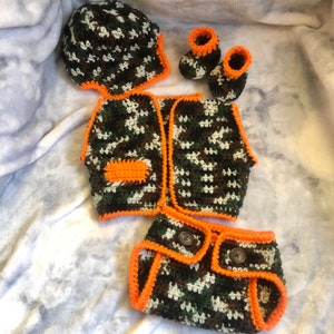 Crochet hunter outfit, crochet hunter photo prop, crochet camo outfit, baby hunter outfit, crochet photo prop, photography prop