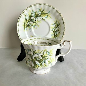 Royal Albert Tea Cup & Saucer Flower of the Month Series JANUARY Snowdrops Fine Bone China Set Made in England, Vintage 1970