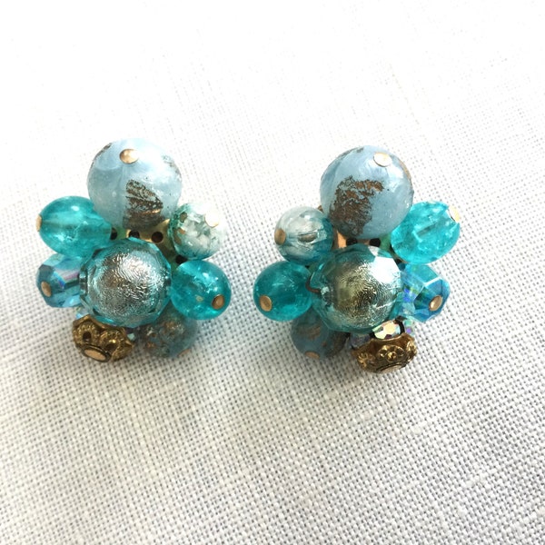 Zentall Signed Turquoise Clip On Earrings Glass Beads Brushed with Gold, Gold Metal Backings, Retro MCM Vintage 1940s.