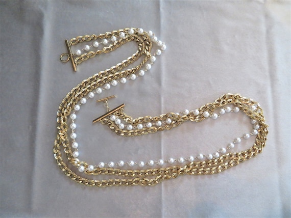 Multi Strand 3 Strand Gold Chain & Pearl Necklace… - image 2