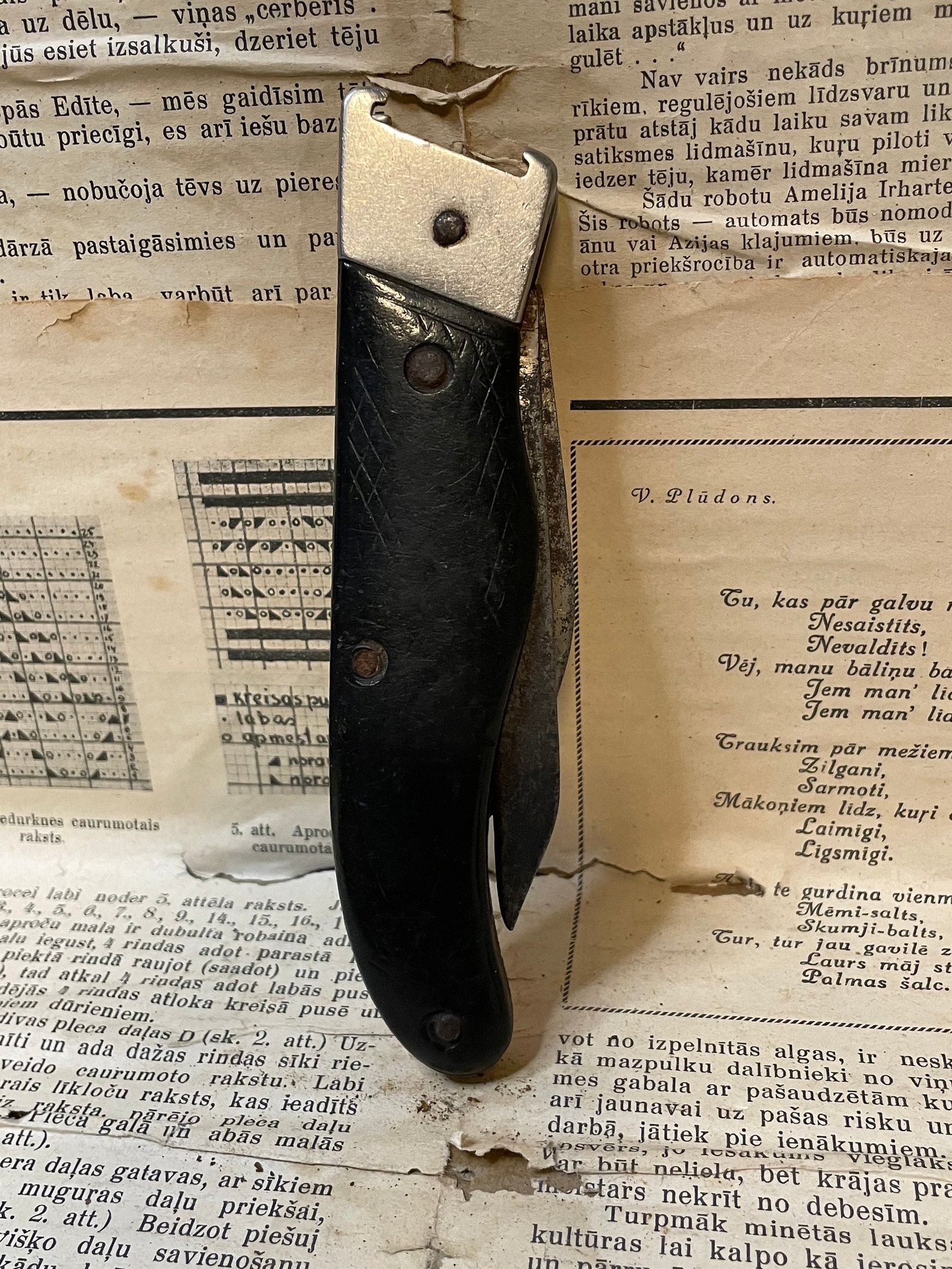 Old Rusty Hunter Folding Knife With Sharpened Blade - Etsy