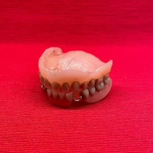 Vintage dentures