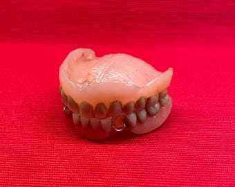 Vintage dentures
