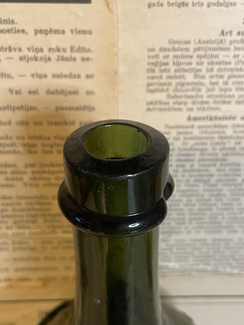 WW1 Benedictine liqueur bottle. image 2