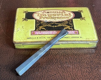 Vintage plastic cigarette holder.