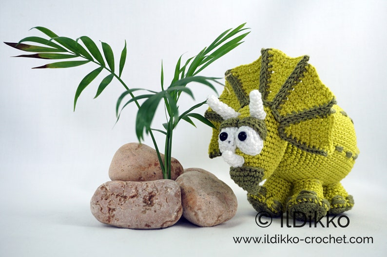 Amigurumi Pattern Trevor the Triceratops English Version 画像 8