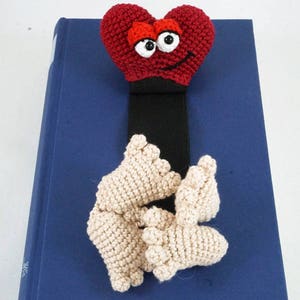 Amigurumi Pattern Valentine Bookmark English Version image 5