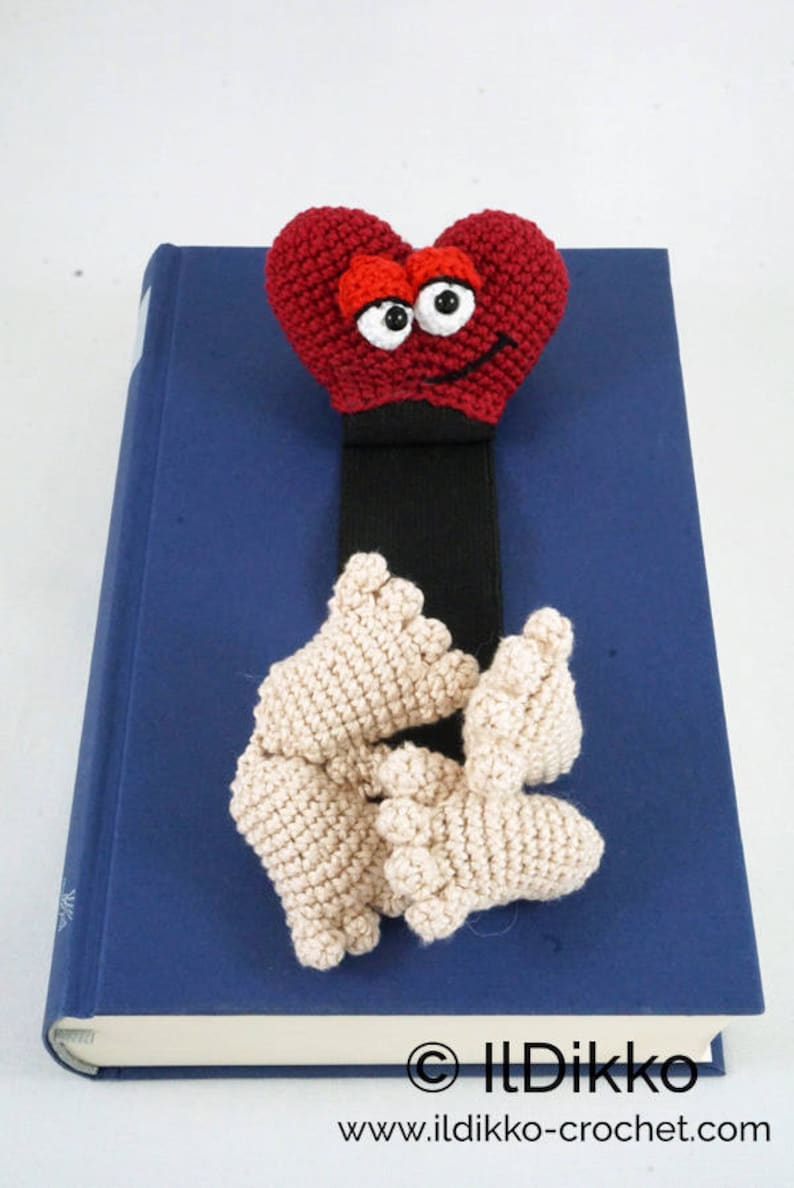 Amigurumi Pattern Valentine Bookmark English Version image 5