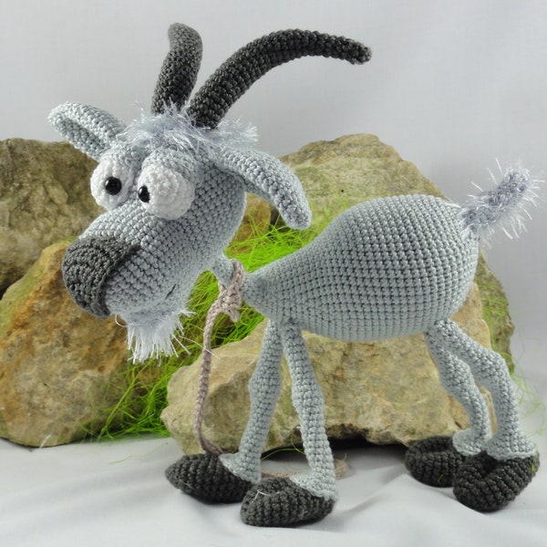 Amigurumi Pattern - Gus the Goat - English Version