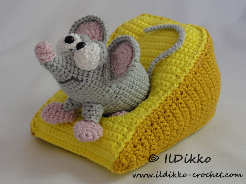 Amigurumi Pattern Manfred the Mouse English Version image 1