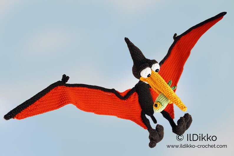 Amigurumi Pattern Ptolemaios the Pteranodon English Version Bild 1