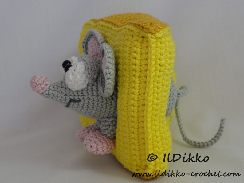 Amigurumi Pattern Manfred the Mouse English Version image 3