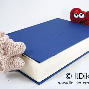 Amigurumi Pattern Valentine Bookmark English Version image 3