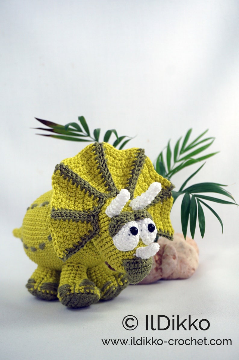 Amigurumi Pattern Trevor the Triceratops English Version 画像 2