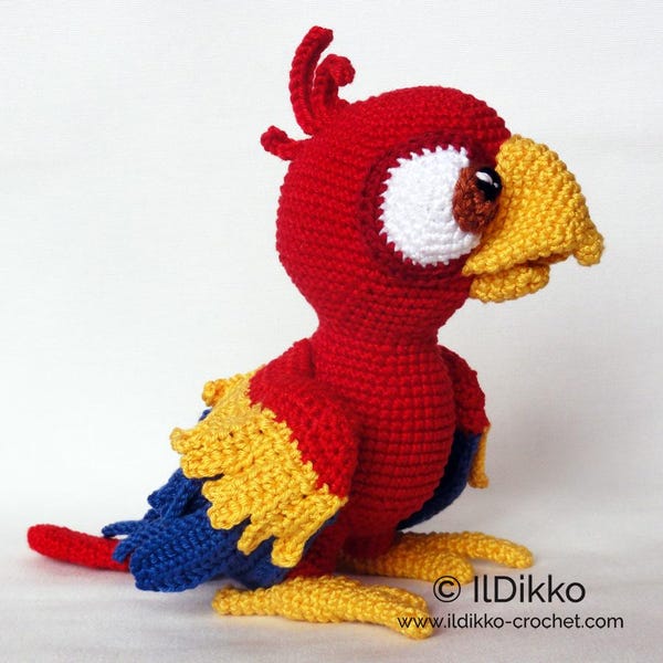Amigurumi Pattern - Chili the Parrot - English Version