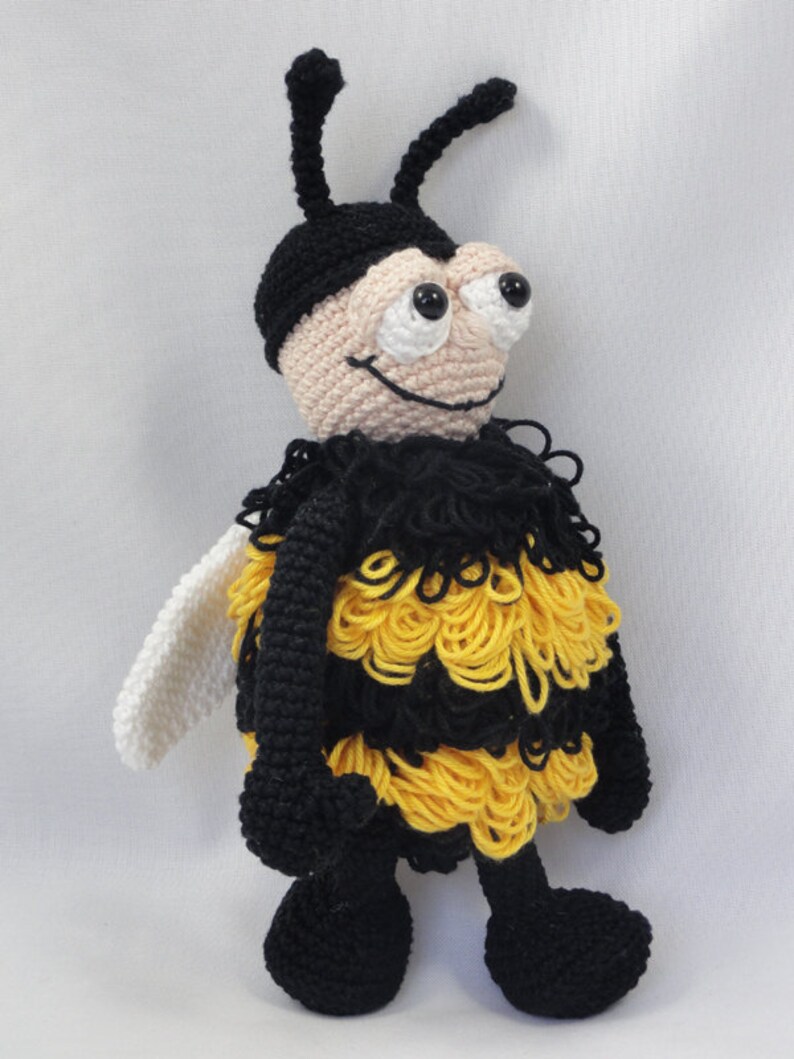 Amigurumi Pattern Barnaby the Bumblebee English Version image 3