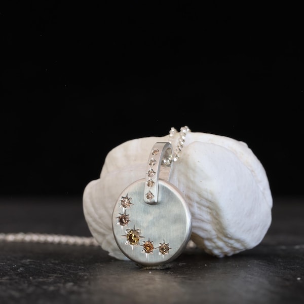 Colgante de plata de ley con diamantes multicolores, collar con forma de luna.