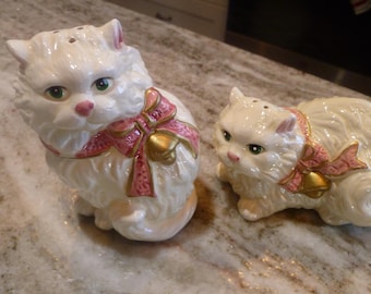 Sweet Kitty Salt and Pepper Shakers