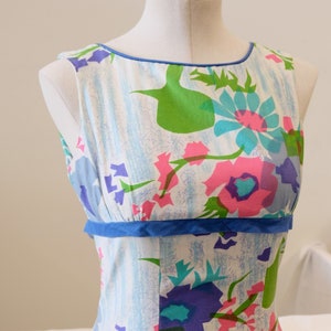 1960&#39;s Vintage Floral Blue Green Pink on White Hawaiian Cotton Maxi Long Dress Blue Piping on Round Neckline Match to Empire Waistline sz. 2
