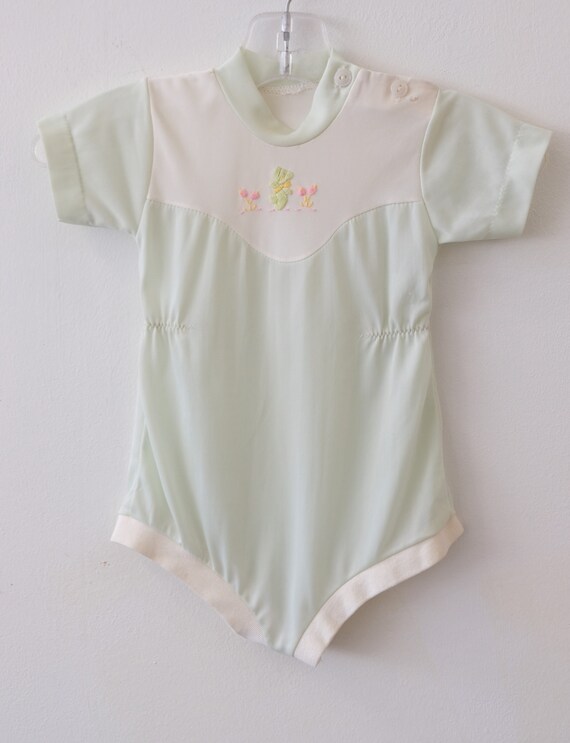 1970's Vintage Baby Unisex Nylon Pale Mint Green … - image 4