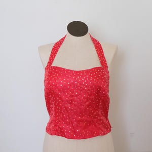 Top halter vintage de lentejuelas de los años 90 con cremallera lateral en rojo brillante M-L Diversión para un festival