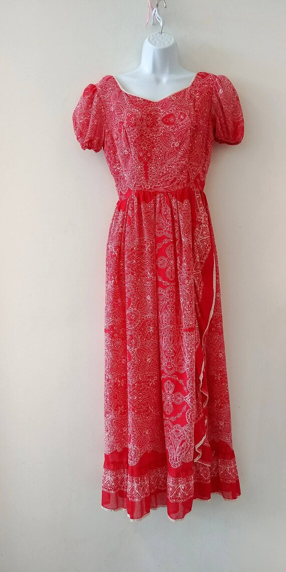 1970's Vintage Red White Light Cotton Empire Wais… - image 1