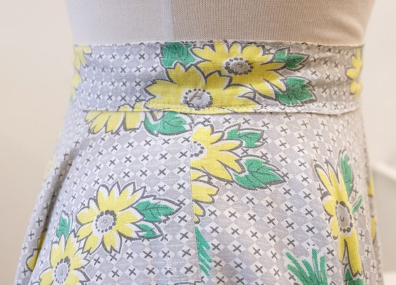 1940's Vintage Yellow Floral Cotton Circle Skirt-… - image 8