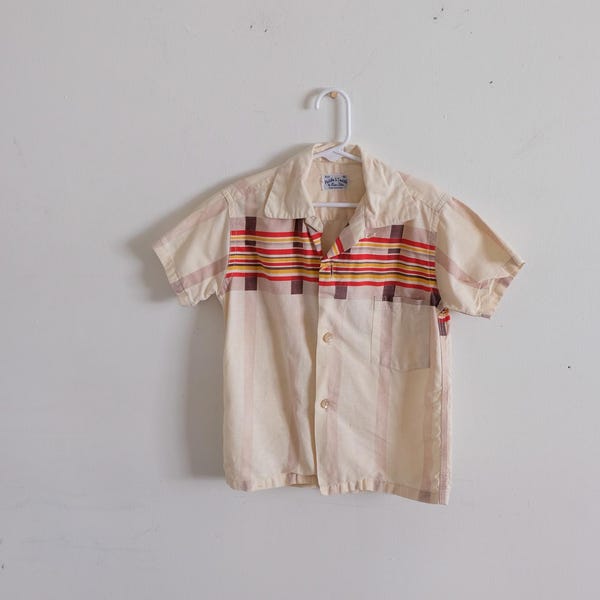 1950's Vintage Boys Cotton Short Sleeve Button Down Shirt Front Pocket BOYS SIZE 8