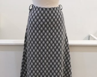 1970's Vintage Op Art Polyester Double Knit Maxi Skirt-28" Waist Modern 6/8-Black and White Diagonal Diamond Print Monochromatic Fabulous