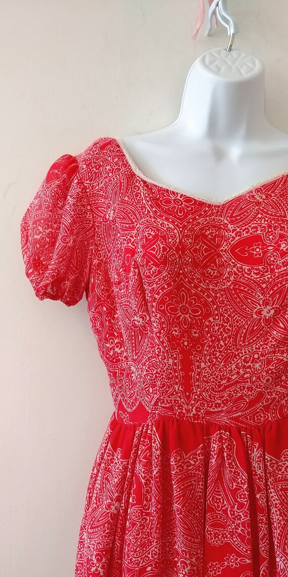 1970's Vintage Red White Light Cotton Empire Wais… - image 5