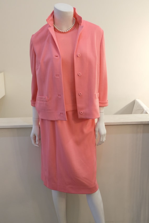 1960's Vintage WOMENS' Polyester Bright Pink 3 Pi… - image 1