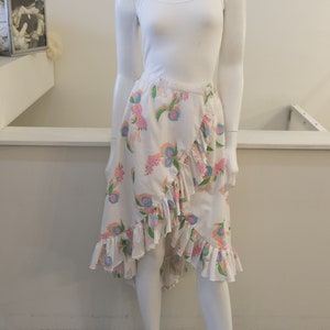 1970&#39;s Vintage Wrap Hi - LO  Lilly Skirt - Lilly Pulitzer Cotton Skirt Lilly Cursive print in pink , white and turquoise 26&quot; waist Ruffles
