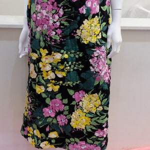 1970's Vintage Quilted Cotton Bright Floral Maxi Skirt-Modern Size 4 Waist 26Yellow, Green, Purple & Black Super Cute Hostess Party Wear image 3