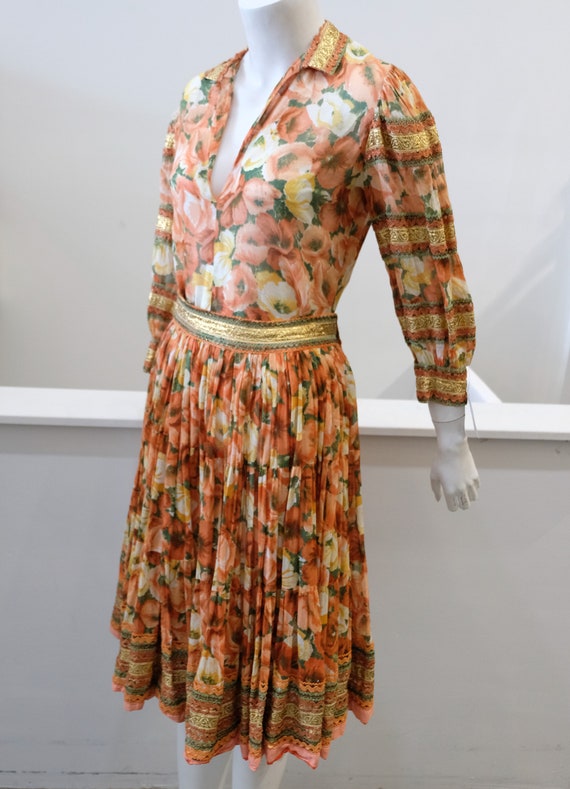 1950's Vintage Two Piece Fitted Blouse and Pleate… - image 3