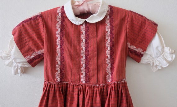 1950's Vintage Girls Red Medallion Striped Cotton… - image 6