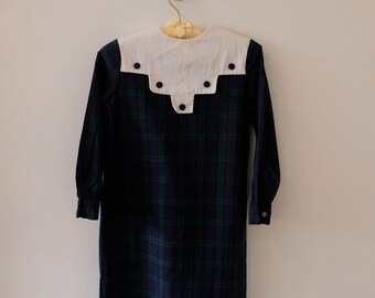 1960's Vintage Girls Mod Green, Blue Plaid Long Sleeve Aline Dress with White Size L White Scalloped Bib Upper Dress with Buttons Detail