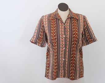1960's vintage cotton striped polka dots blouse print shirt with big collar large cuffed short sleeves side slits smock style
