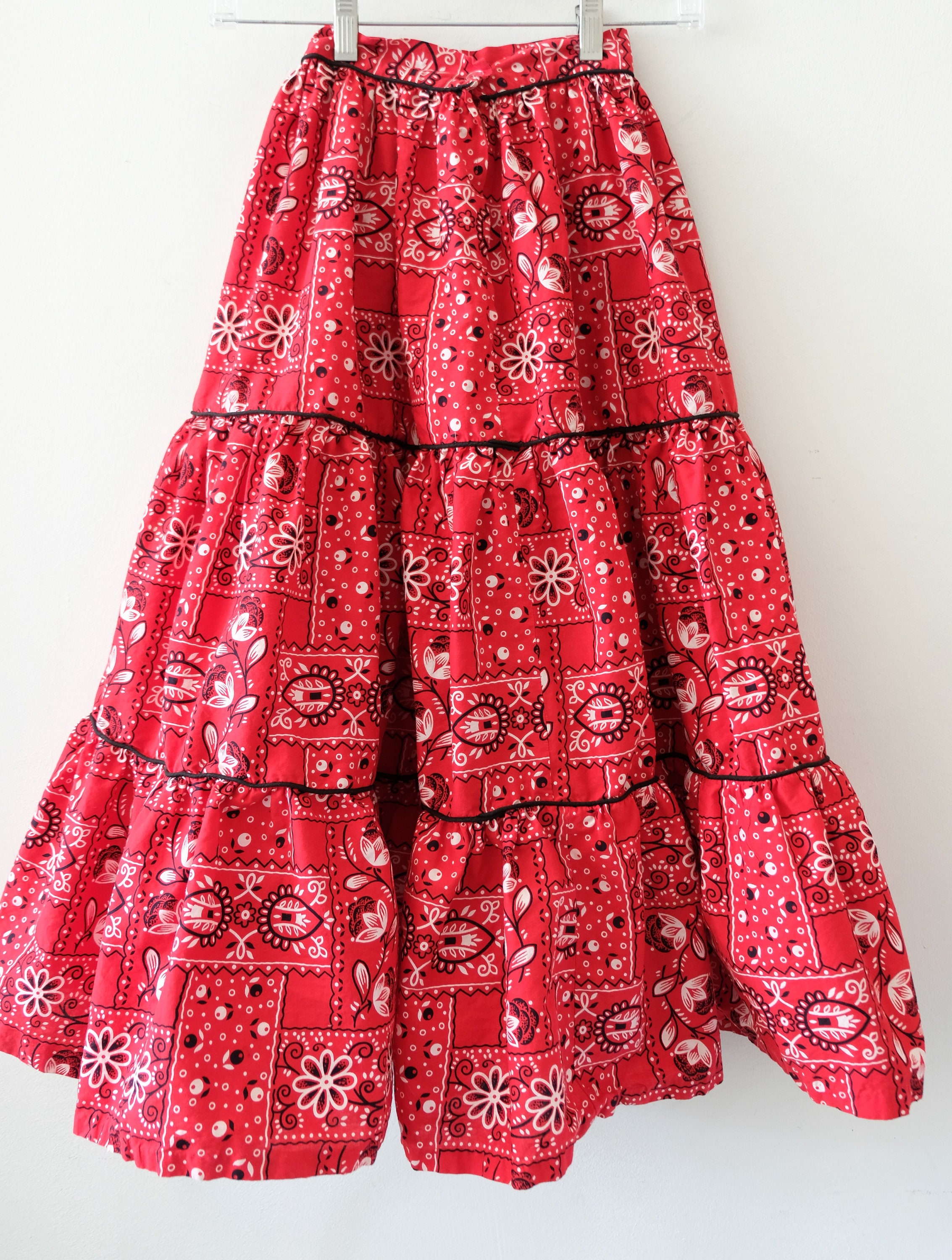 1950's Vintage Red Bandana Print Cotton Tiered Novelty Print Skirt
