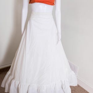 1970&#39;s Vintage White Nylon Full Length Bottom Ruffle Full Skirt Petticoat Skirt  28.5&quot; wst. 48&quot; length Crinoline Prairie Elegant Style