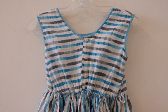 1950's Vintage Little Girl Dress Seersucker Cotto… - image 3