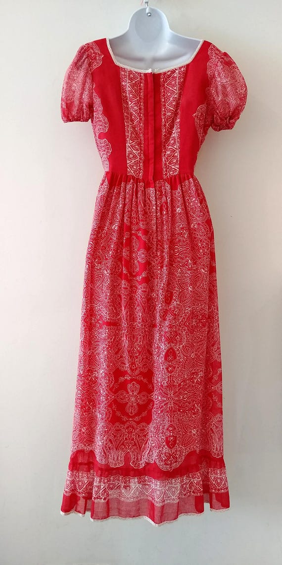 1970's Vintage Red White Light Cotton Empire Wais… - image 6