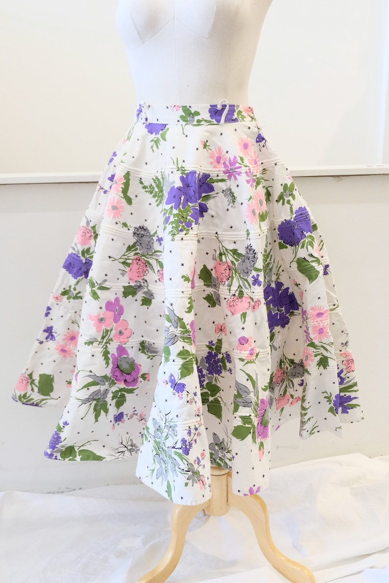 1950/'s Vintage Six Tiered Full Circle Skirt Cotton Large Floral Bouquet Print Skirt 27 waist 29 length Perfect for formal Cocktail Look!