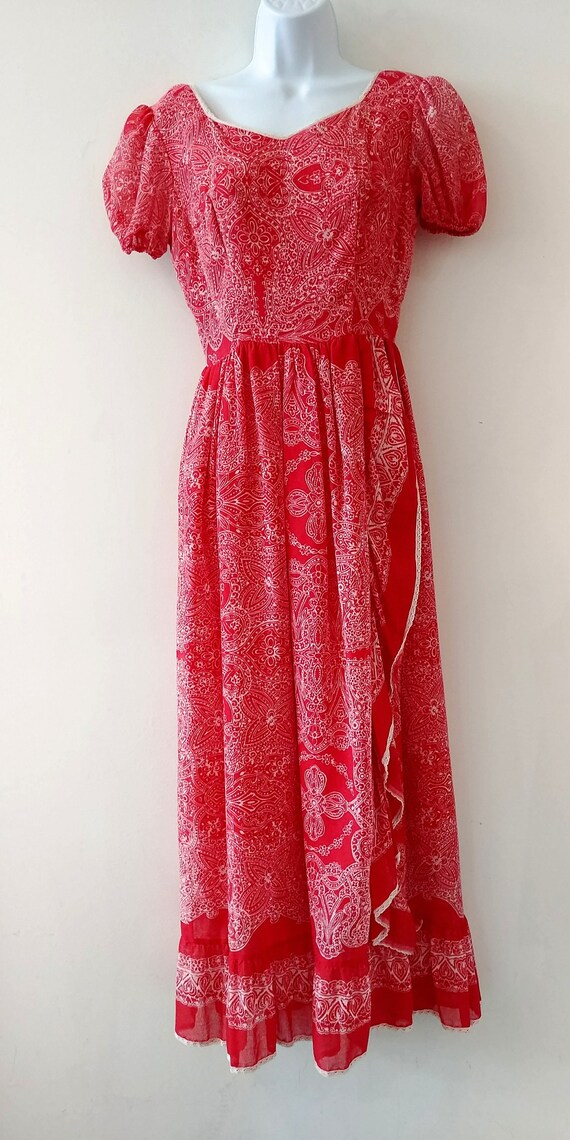 1970's Vintage Red White Light Cotton Empire Wais… - image 8