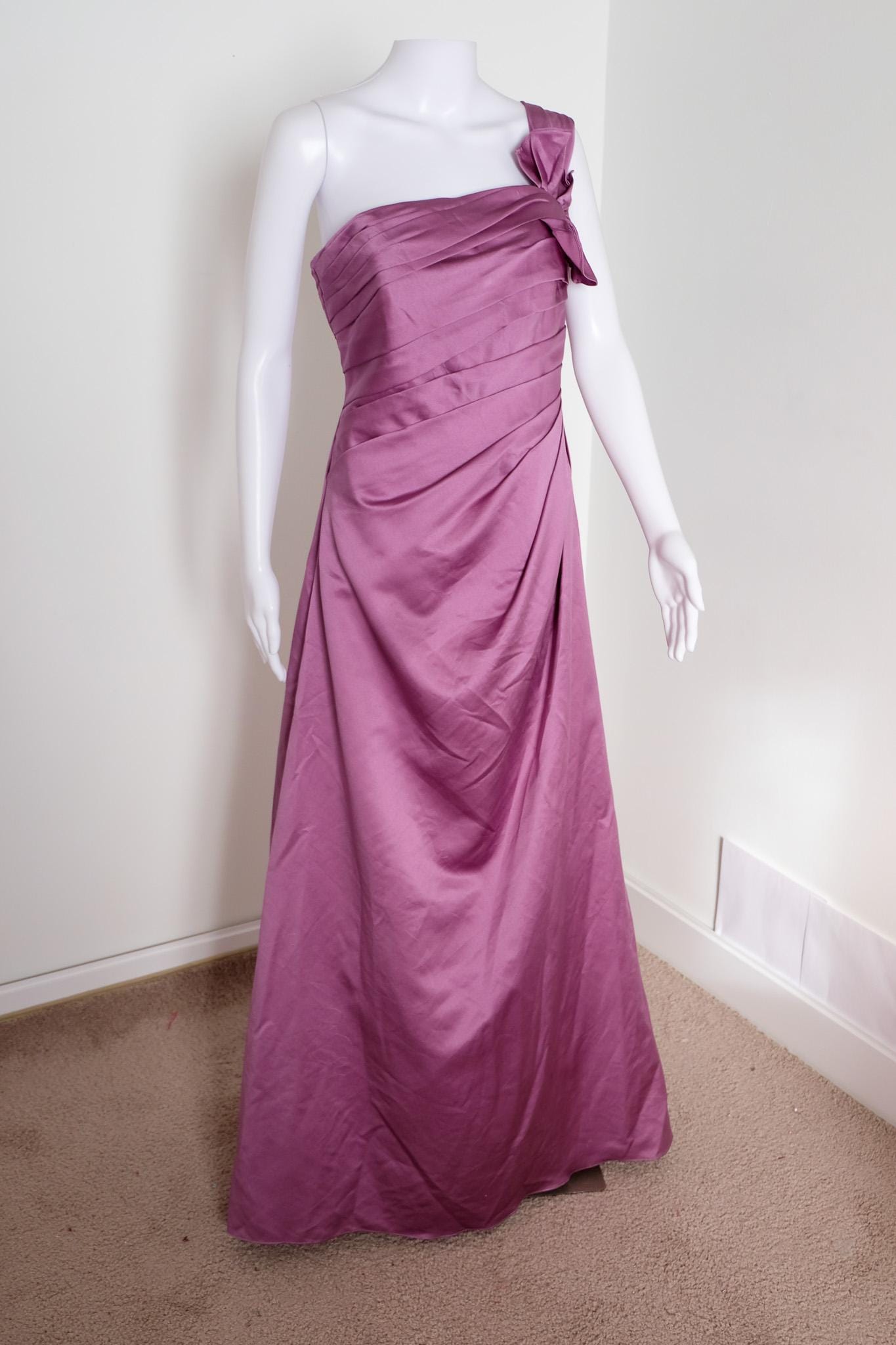 2000's Vintage Gown Dark Lilac David's Bridal Size 8 Starlet Satin One Shoulder Gown Prom Formal Perfect for Spring Summer event