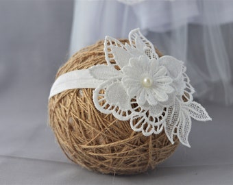 Baptismal baby headband, hairband for christening, wedding off white lace flower elastic headband, flower girl head piece